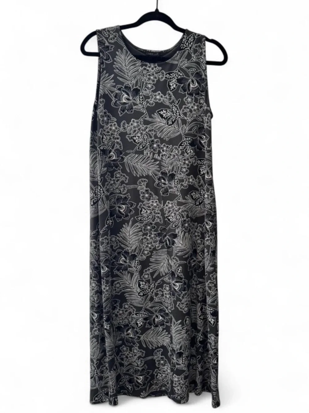 J. Jill Stenciled Gray and Black Floral Sleeveless Midi Dress - Picture 3 of 8